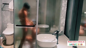 I fucked 2 super-sexy bisexuals in my bathroom. Free short version